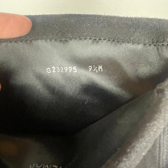 Stuart Weitzman Black Suede Over The Knee Kitten Heel Boots - Picture 10 of 12